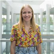 Profesora de inglés, italiano y español con siete años de experiencia